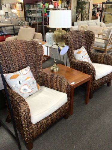 Pottery Barn w/cushion Chair