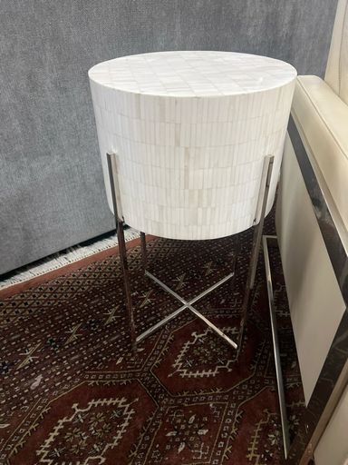 Round End Table