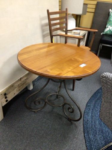 Ethan Allen Round End Table