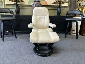 Stresless by Ekornes Chair w/ Ottoman Chair