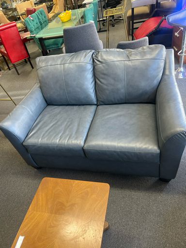 Comfortable Loveseat in Blue Leather