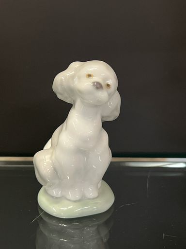 Lladró Dog Porcelain Collectible Figurine Elegant Decor