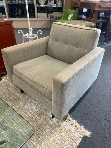 Mid Century Modern Style Chair