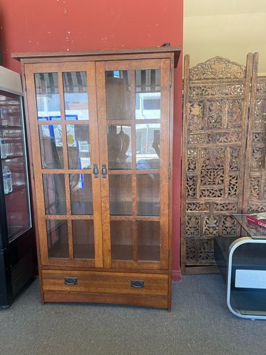 Mission Style Craftsman Display Cabinet with Glass Shelves