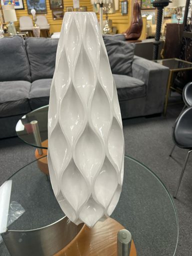 Modern Z Gallerie Decorative Vase Stylish Accent Piece