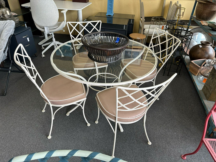 O.W. Lee Outdoor Dining Set w/ 4 Chairs in White Metal w/ Beige Cushions