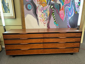 Glen Of CA. 6 drawer Dresser