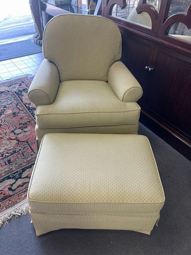 Swivel/Rocker Ethan Allen Chair