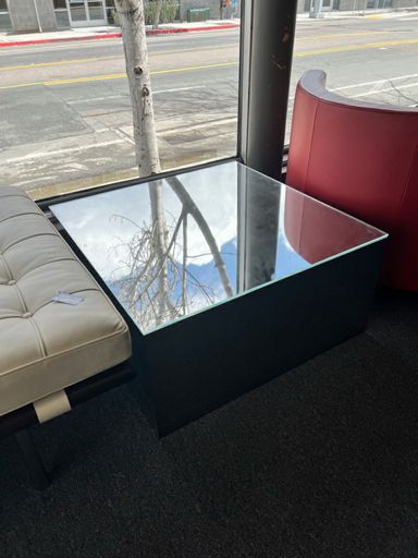 Modern Pair of Square End Tables with Mirrored Glass Top and Dark Metal Base